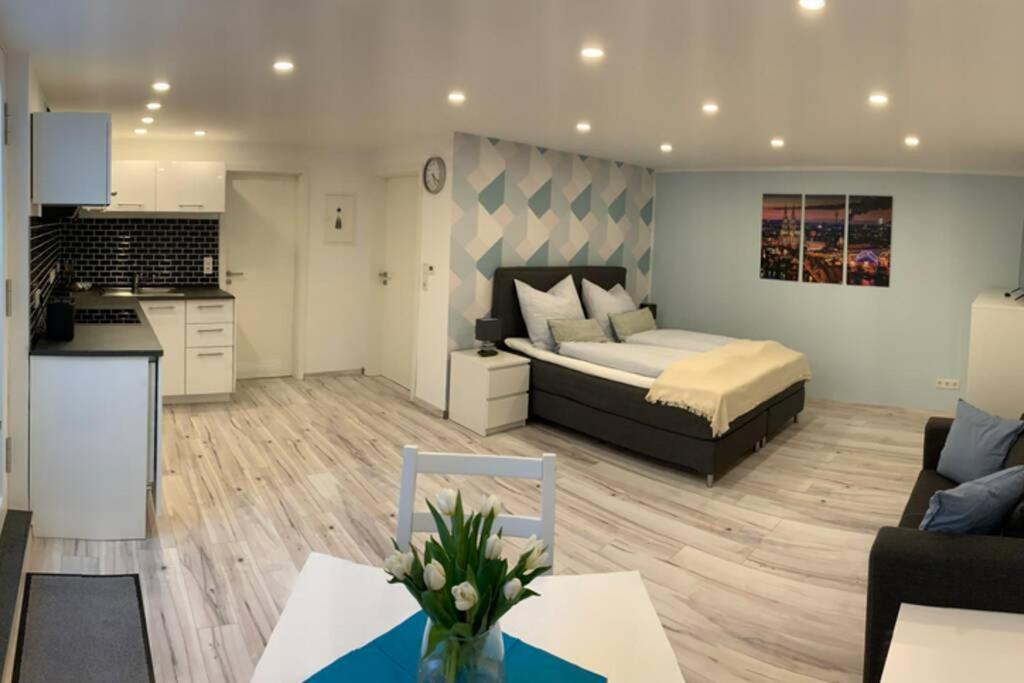Modern Renovated Apartment Suited For Business Consultants - In Close Distance To Dt, Dhl And Un Campus - Reserved Parking Bona Exterior foto