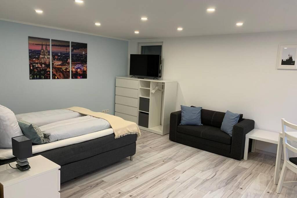 Modern Renovated Apartment Suited For Business Consultants - In Close Distance To Dt, Dhl And Un Campus - Reserved Parking Bona Exterior foto